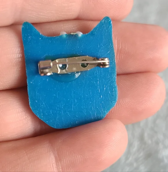 Vintage Colorful Cat Brooch - Picture 2 of 4